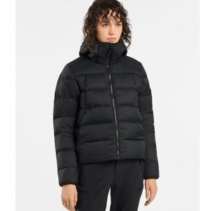 Brand New with Tags - Arc’teryx Thorium Jacket Women’s - Small - Black